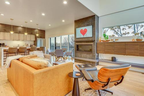 Hike, Ski & Explore SLC: Walkable Luxury Townhome