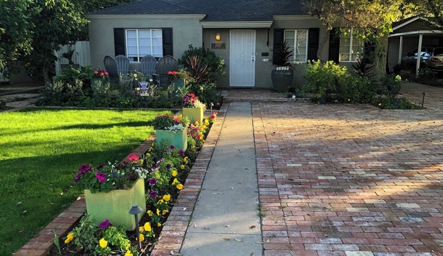 Historic 3 bdrm home fully renovated in North Encanto with lush landscape