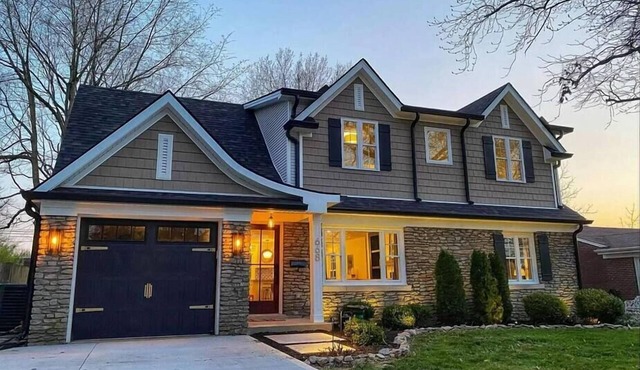 Hot Tub | Great Location | Firepit | Grill | 6 BR