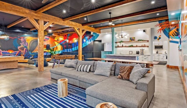 Howzit Hostels