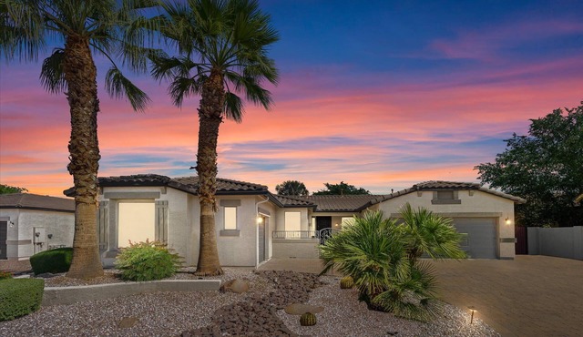 HTD Pool~Fire Pit~Games~Dog Friendly~Ping Pong