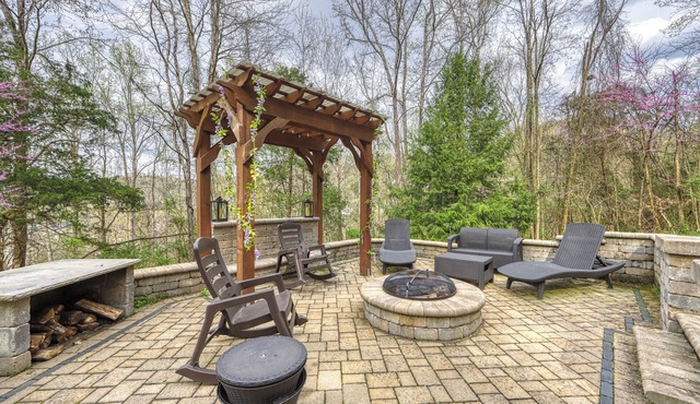Hurricane Hideaway at Center Hill Lake