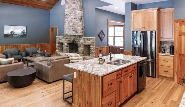 Immaculate and Secluded Ephraim Escape