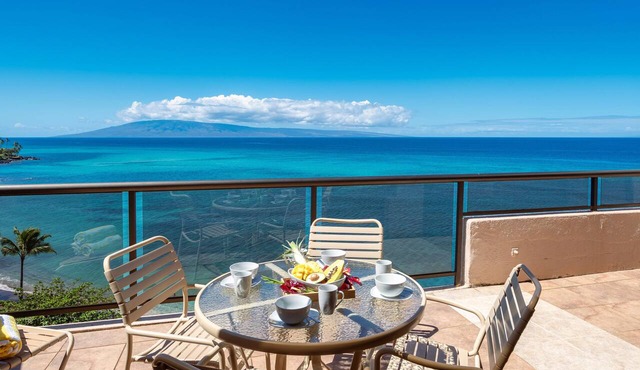Incredible Oceanfront Corner Penthouse, 3B/3Ba, 2700 sq ft, NEW remodel!
