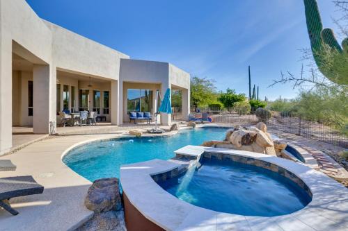 Infinity Pool: Stunning Home in Cave Creek!