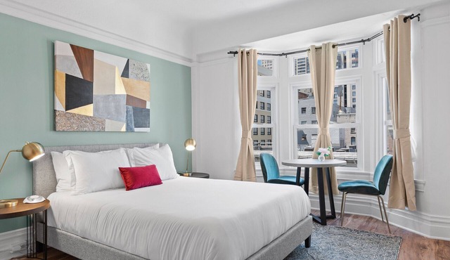 Kasa La Monarca | Standard Studio in San Francisco, Explore Chinatown