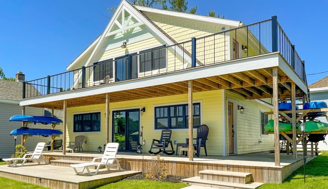 Kayak Shack: Waterfront, 2nd Floor, Boat Dock, In the Heart of Downtown