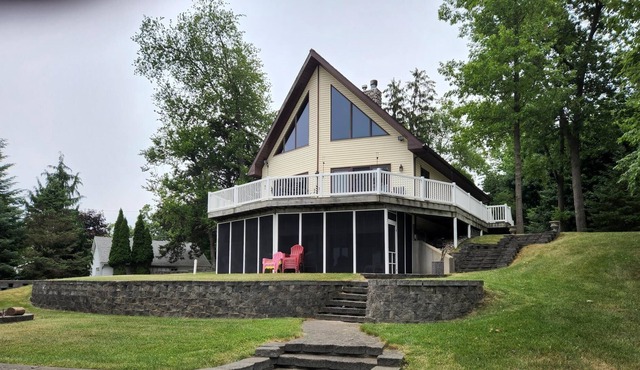Lake House Rental Pontoon Optional