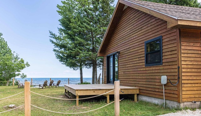 Lake Superior Beach Access, 2BR, Sleeps 6
