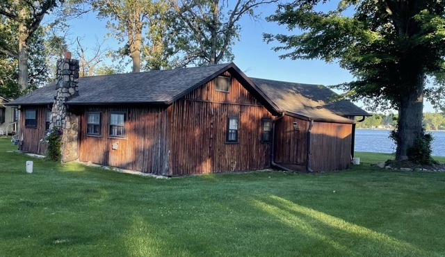 Lakefront Cabin