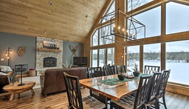 Lakefront Cottage in Iron River: 3 Mi to Skiing!