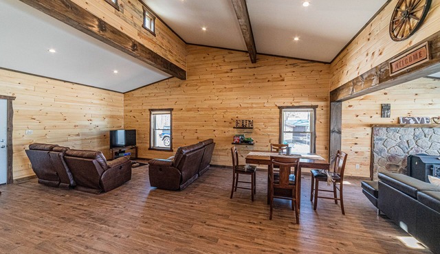 Lakefront fully renovated log cabin perfect location