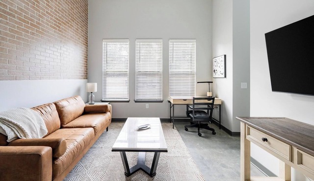 Landing | Amazing 1BD, Game Room, Gym
