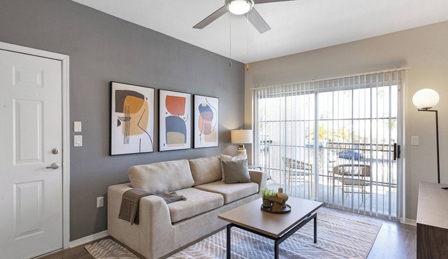 Landing | Incredible 1BD, Pool, Gym