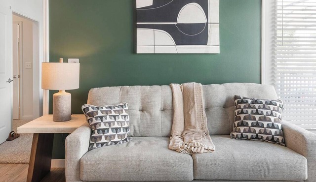 Landing | Spectacular 2BD, Clubhouse in Tarpon Springs