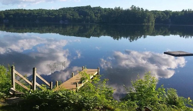Large Rustic Lakeside Cottage In Southern Maine, Family Friendly, Pets Welcome in Parsonfield