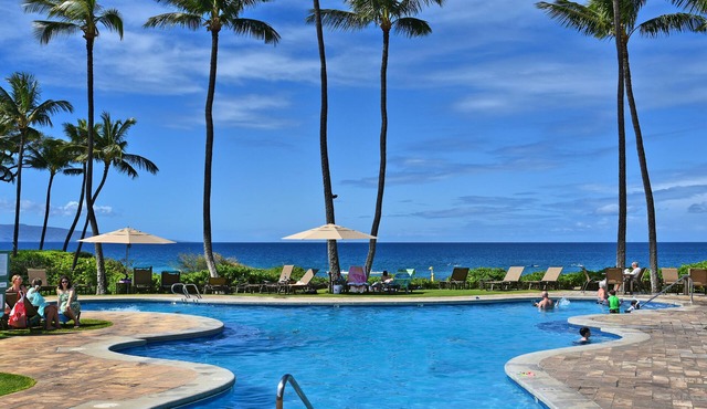 Largest Two Bedroom/Two Bath in the Village, Sleeps Eight & Close to the Beach