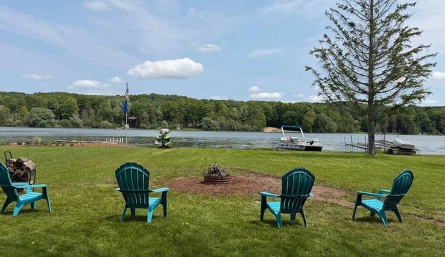 Lazy Loon, Waterfront, Water Toys, Pontoon, Pets