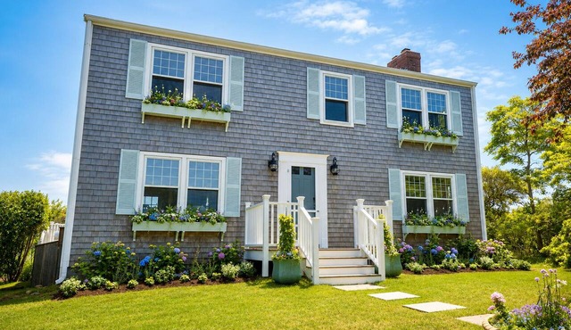 Longtail Cottage