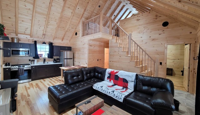 Luxury custom built cabin in Jackman WITH DIRECT TRAIL ACCESS FOR POWERSPORTS