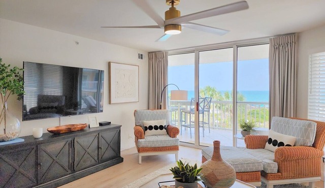 Luxury Oceanfront Condo Cambridge 209