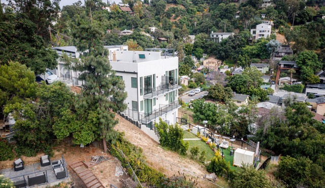 Luxury retreat in the hills with rooftop deck