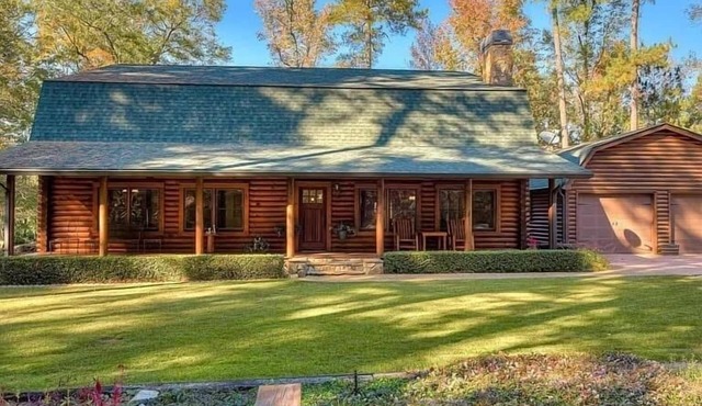 Masters sleeper home rental! 3-bedroom cabin. Relax and unwind. in Grovetown