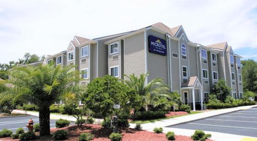 Microtel Inn & Suites by Wyndham Jacksonville Airport in Beeghly Heights