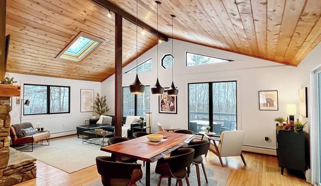 Modern Designer Chalet on 5.5 Private Acres Near Tanglewood