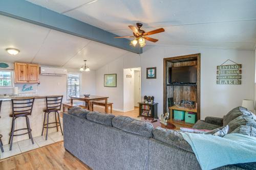 Monticello Home w/Deck & Fire Pit < 1 Mi to Water in Monticello