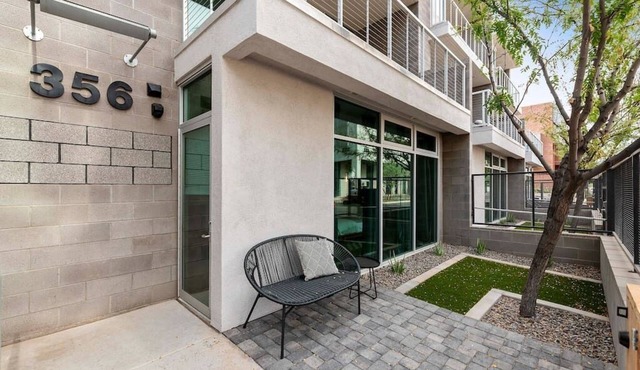 Moon's Studio apartment with Pool