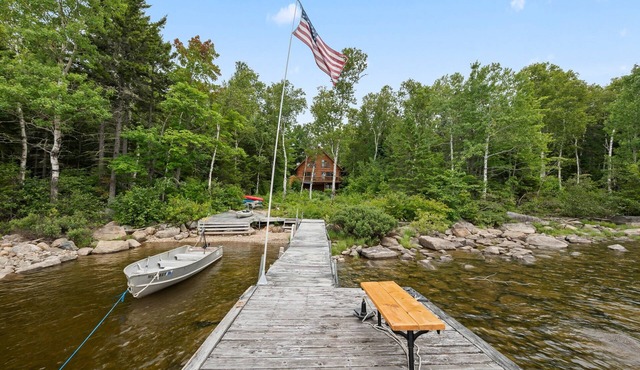 Mooselook Margaritaville | Private Waterfront Mooselookmeguntic Lake | Dock, Mooring, Kayaks