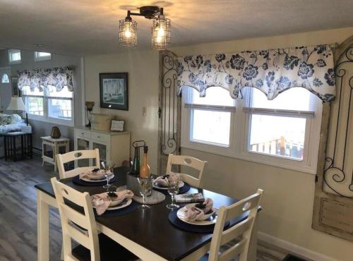 Morning Dove - Hidden Brookside Cottage in the Woods - Hot Tub - Fire Pit - Pet-Friendly - Seneca & Keuka Wine Trails