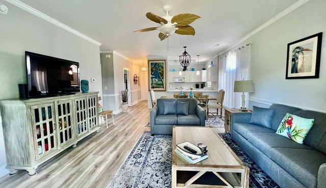 Myrtlewood Condo 1 Mile To Beach - Feel At Home.