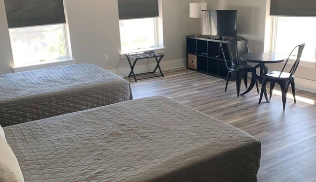 Northport Inn Boutique Hotel Room 8