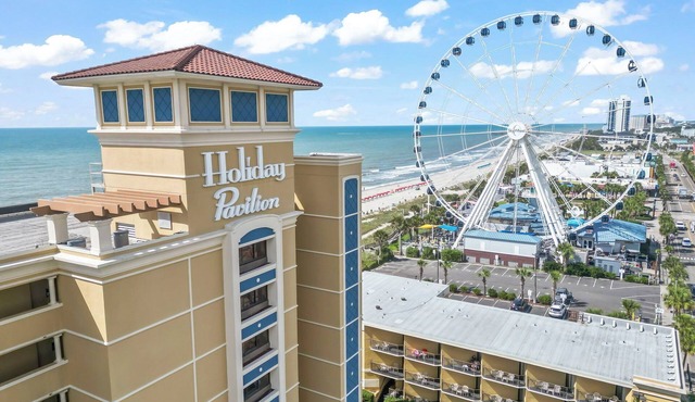 🌊 Oceanfront Gem | Holiday Pavilion 1BR | Walk to Boardwalk 🎡