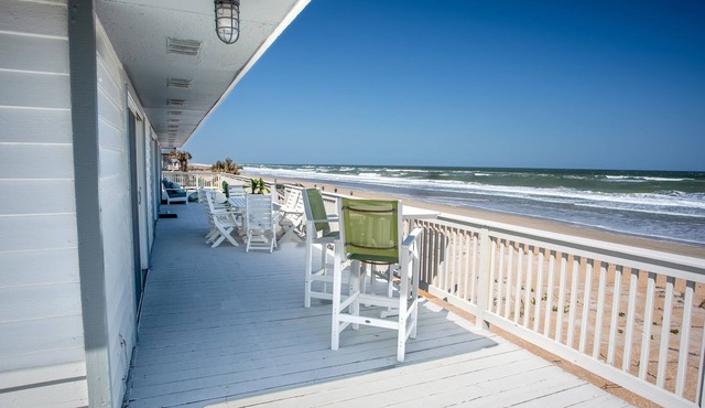 Oceanfront Private Beach Access, Groups & Families