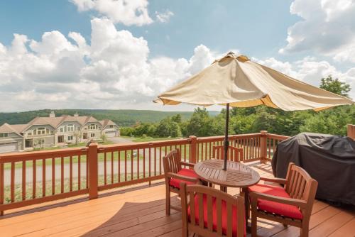 Overlook Mountain Villa 4B by Railey Vacations