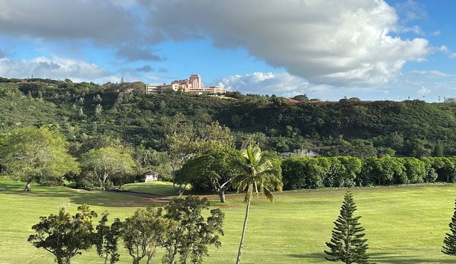 PANORAMIC GOLF COURSE VIEW HOME "C", MODERN-CLEAN-GATED, NEAR PEARL HARBOR-JBPHH