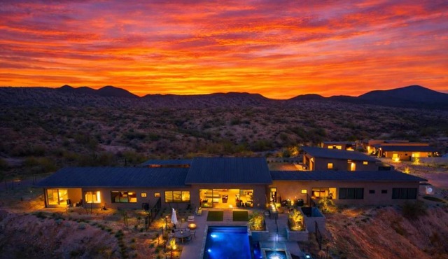 Paradise Canyon-Infinity Pool-Mnt Views-Estate 3 in Phoenix