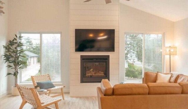 Park Point Scandinavian Home, Heirloom Vacations