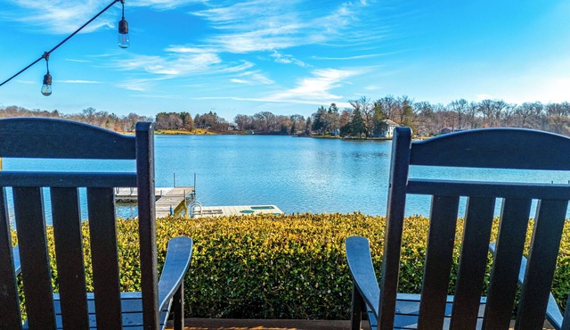 Paw Paw Fall Getaway: Wine Fest & Apples!