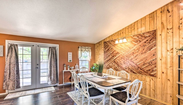 Peaceful Vadito Family Home Near Taos Valley!