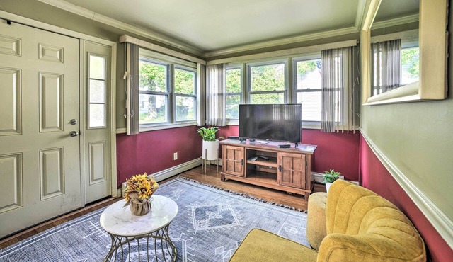 Pet-friendly Latham Retreat ~ 7 Mi to Albany!