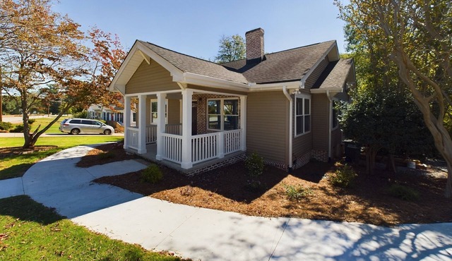 PIckens Place Unit B