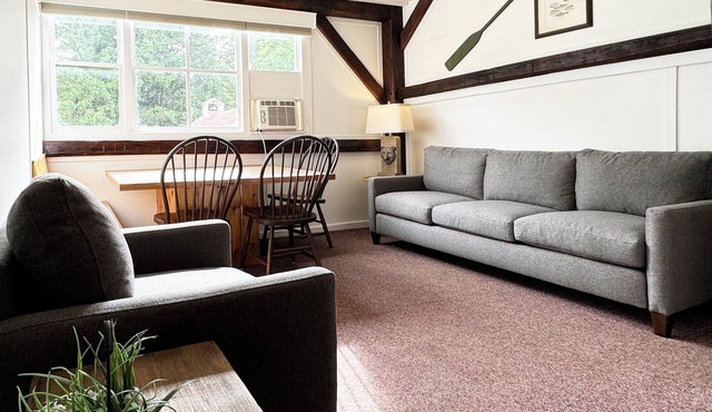Poconos Rustic 2BR in the Poconos on Private Resort