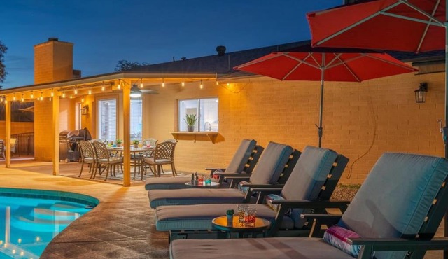 Private 4BR Home Oasis in Phoenix, Pool, BBQ, Firepit