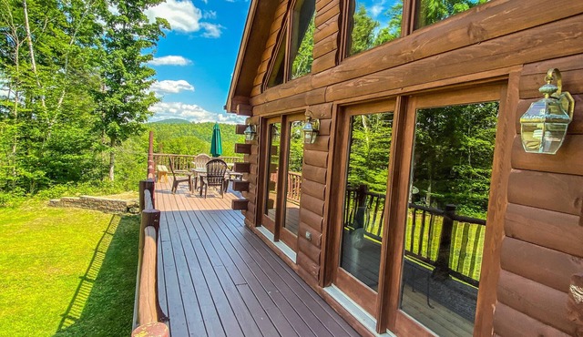 Private Cabin with Mt View & hot-tub. Near Gore, Placid & Lake George. Sleeps 15
