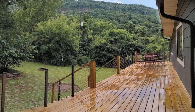 Private Home & Yard ~ Hiking, Creek & River Nearby!