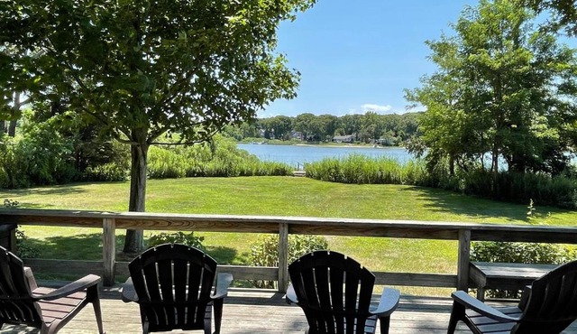 Private Waterfront home Dock Kayak walk to Southold, near Greenp